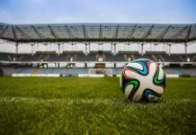 Legendární fotbalista Panenka má Covid-19, je ve vážném stavu
